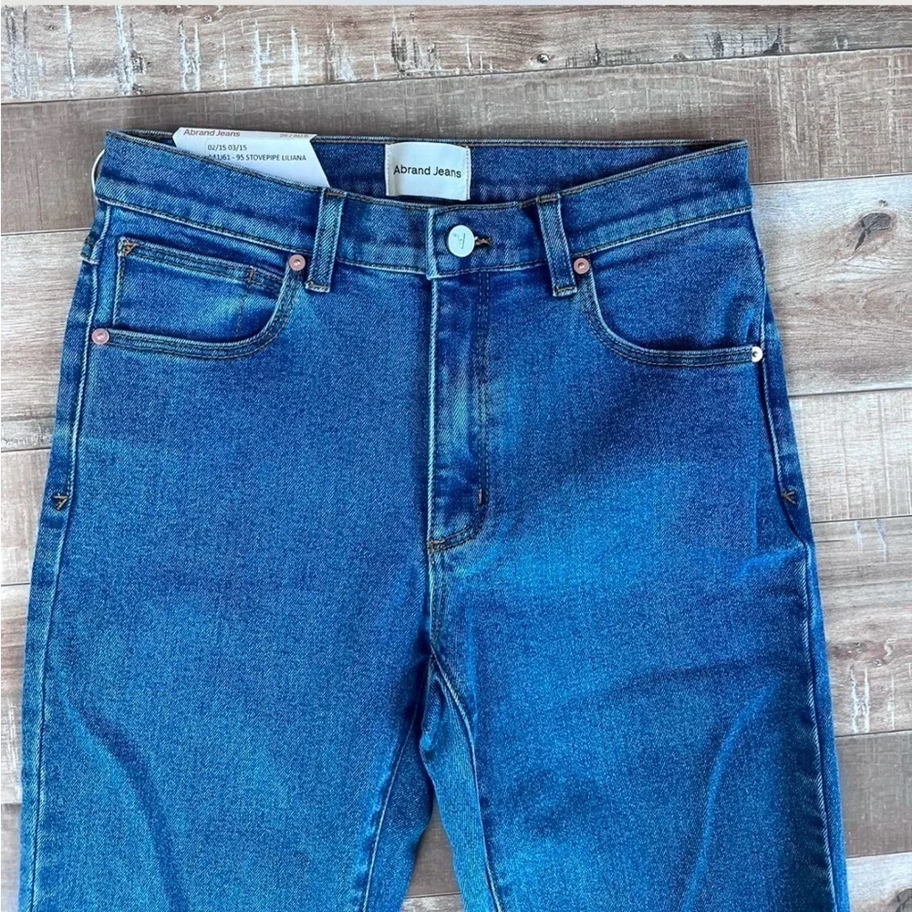 Abrand Jeans a 95 mid rise stovepipe in Liliana size 26 - Picture 3 of 5